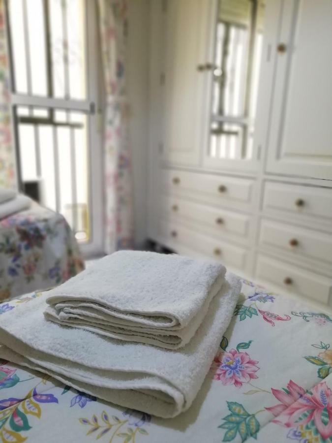 Wish Suite Central De Sevilla מראה חיצוני תמונה