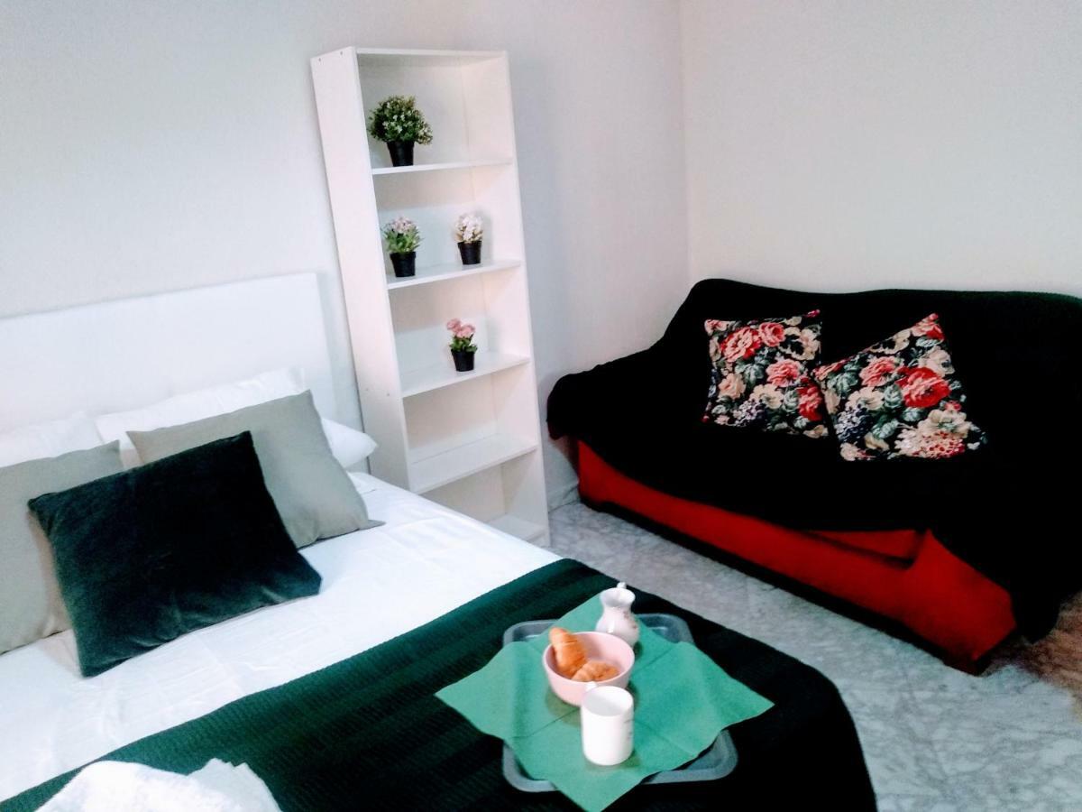 Wish Suite Central De Sevilla מראה חיצוני תמונה